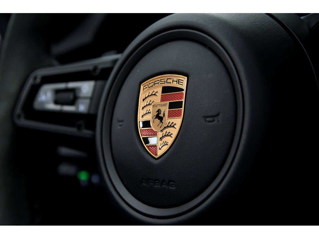 2025 Porsche 911 Carrera 4 GTS Cabriolet / Premium Package / BOSE in Laval, Quebec - 18 - w1024h768px