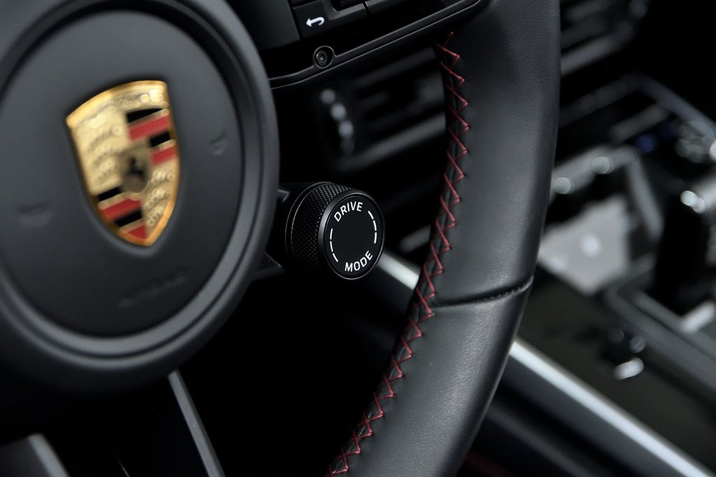 Porsche 911 Carrera S Cabriolet 2025 à Laval, Québec - 20 - w1024h768px