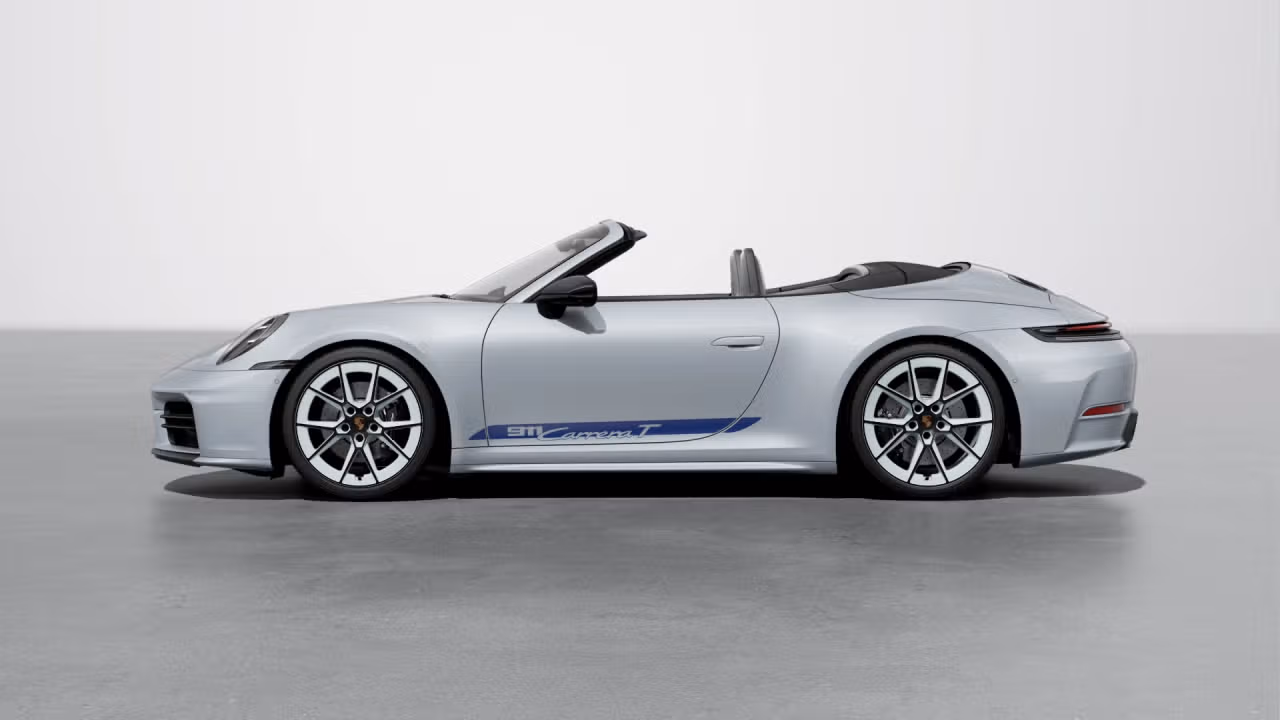 Porsche 911 Carrera T Cabriolet 2025 à Laval, Québec - 7 - w1024h768px