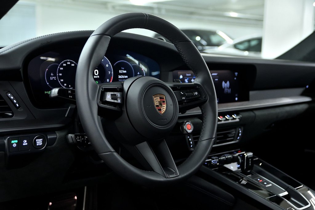 Porsche 911 Carrera GTS 2025 à Laval, Québec - 10 - w1024h768px