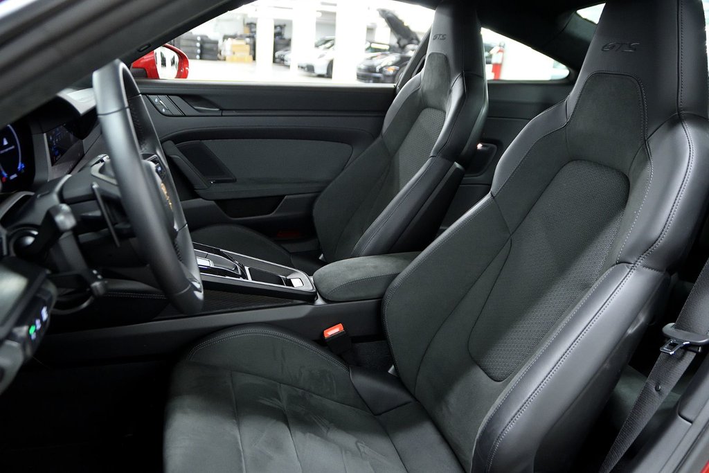 Porsche 911 Carrera GTS 2025 à Laval, Québec - 30 - w1024h768px