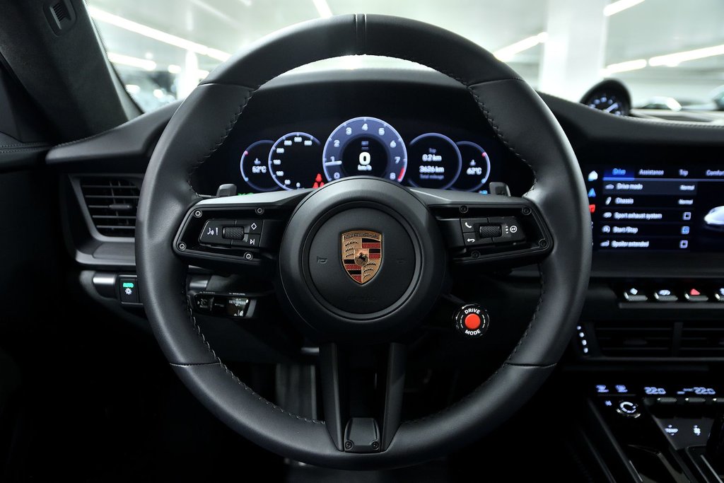 Porsche 911 Carrera GTS 2025 à Laval, Québec - 15 - w1024h768px