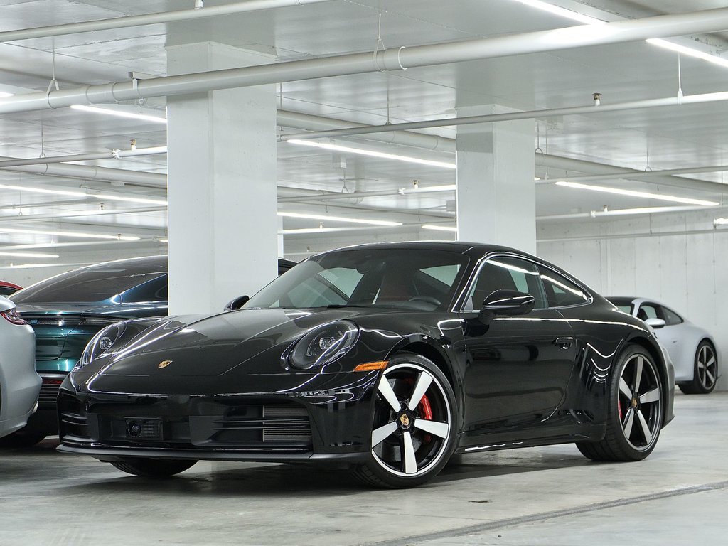 Porsche 911 Carrera S 2025 à Laval, Québec - 1 - w1024h768px