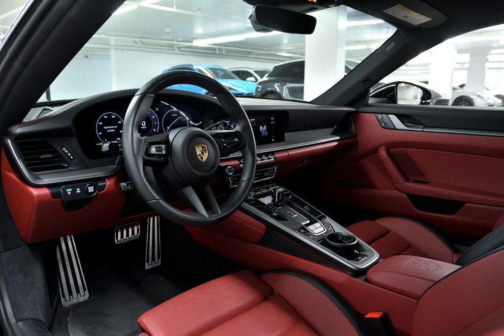 Porsche 911 Carrera S 2025 à Laval, Québec - 13 - w1024h768px