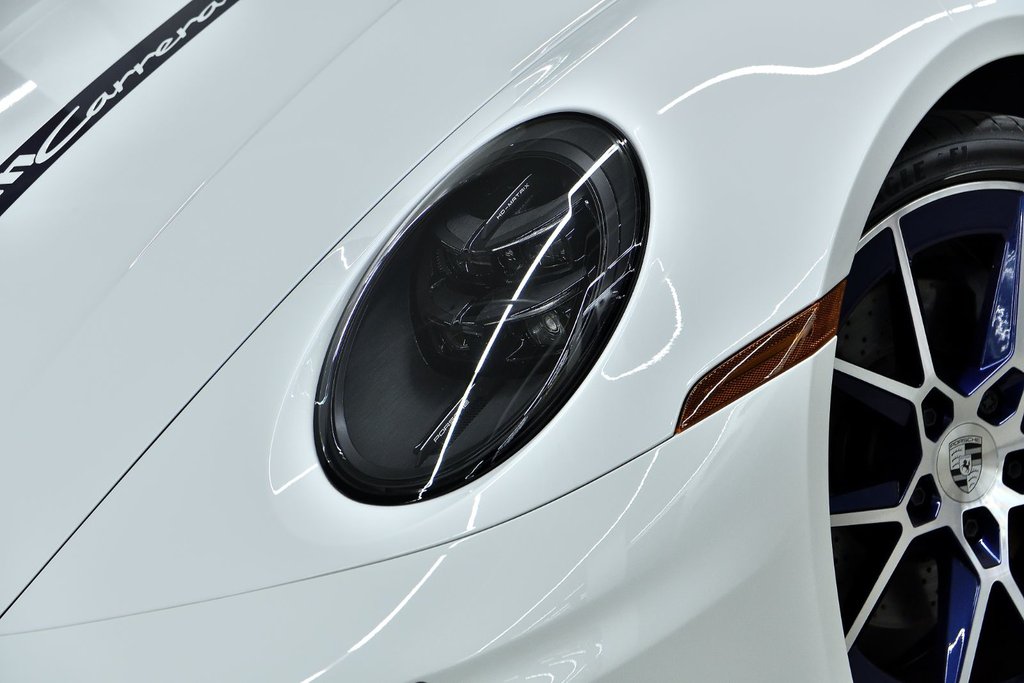 2025 Porsche 911 Carrera 4S in Laval, Quebec - 7 - w1024h768px
