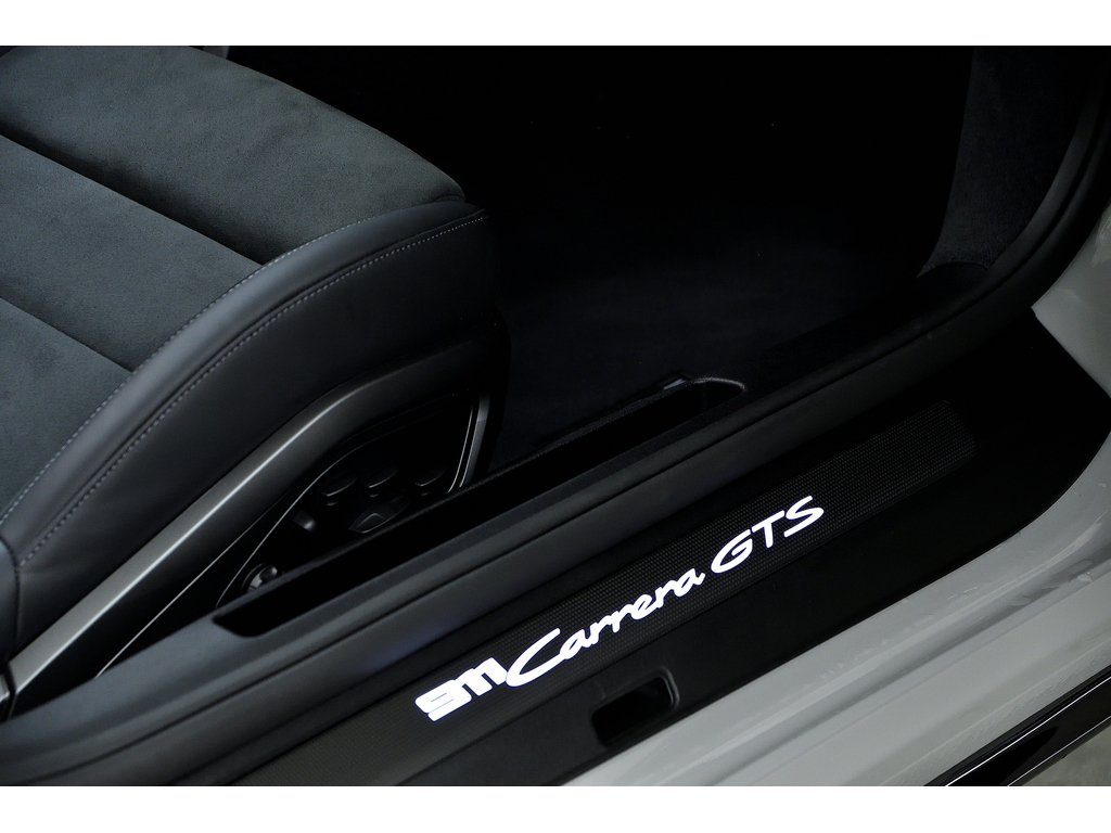 Porsche 911 GTS Cabriolet / Premium / Sport Chrono / BOSE 2026 à Laval, Québec - 37 - w1024h768px