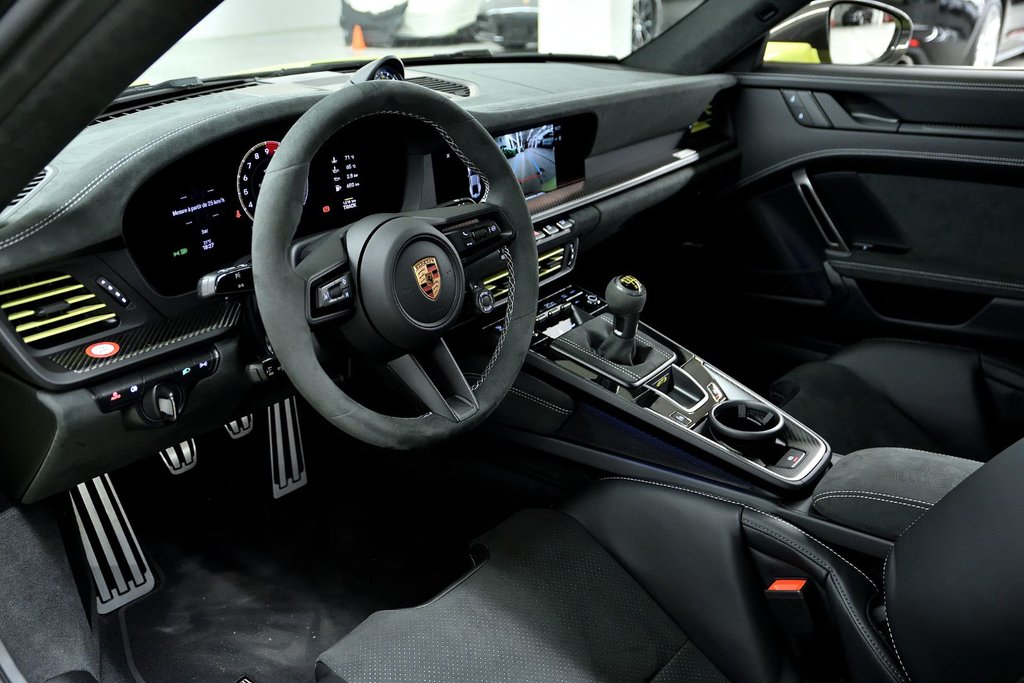 2026 Porsche 911 GT3 in Laval, Quebec - 12 - w1024h768px