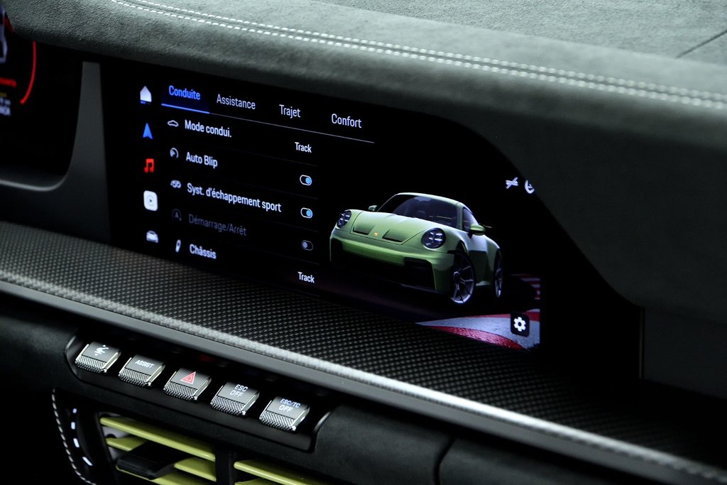 2026 Porsche 911 GT3 in Laval, Quebec - 30 - w1024h768px