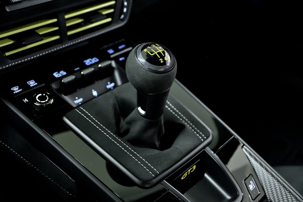 2026 Porsche 911 GT3 in Laval, Quebec - 26 - w1024h768px