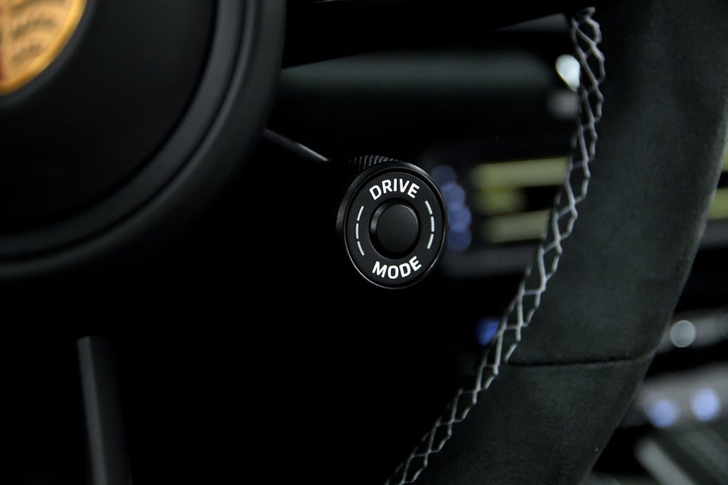 2026 Porsche 911 GT3 in Laval, Quebec - 19 - w1024h768px