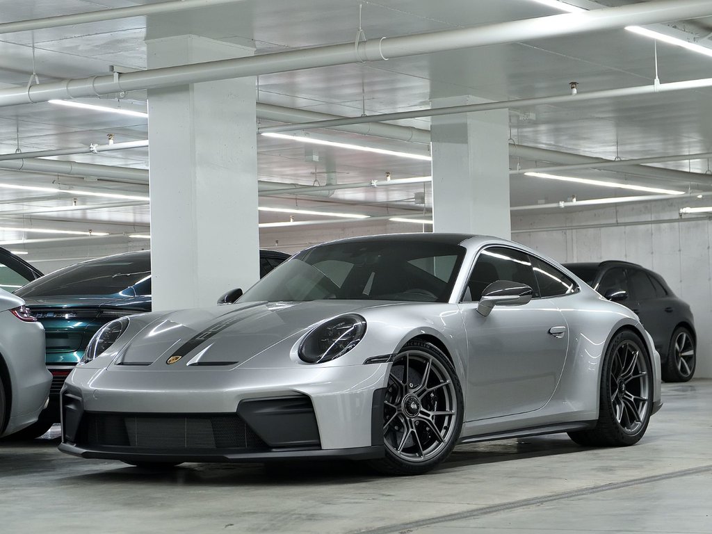Porsche 911 GT3 Touring 2026 à Laval, Québec - 1 - w1024h768px