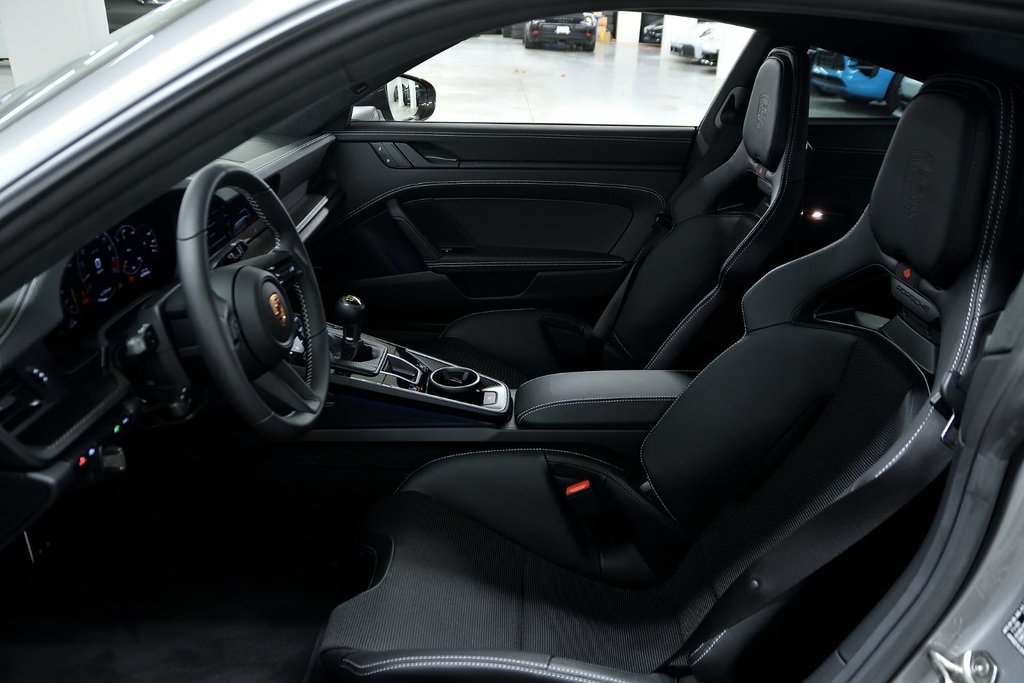 Porsche 911 GT3 Touring 2026 à Laval, Québec - 33 - w1024h768px