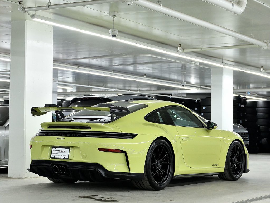 2026 Porsche 911 GT3 in Laval, Quebec - 3 - w1024h768px