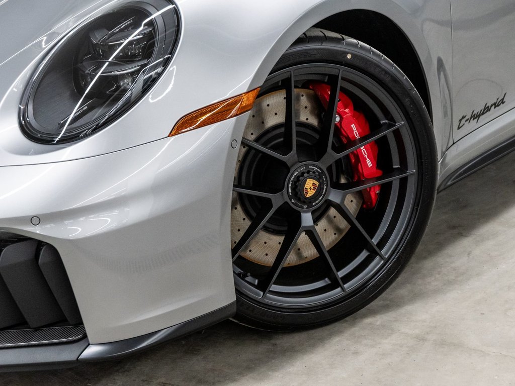 Porsche 911 Carrera GTS 2026 à Laval, Québec - 8 - w1024h768px