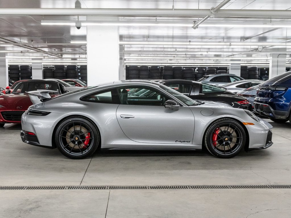 Porsche 911 Carrera GTS 2026 à Laval, Québec - 2 - w1024h768px