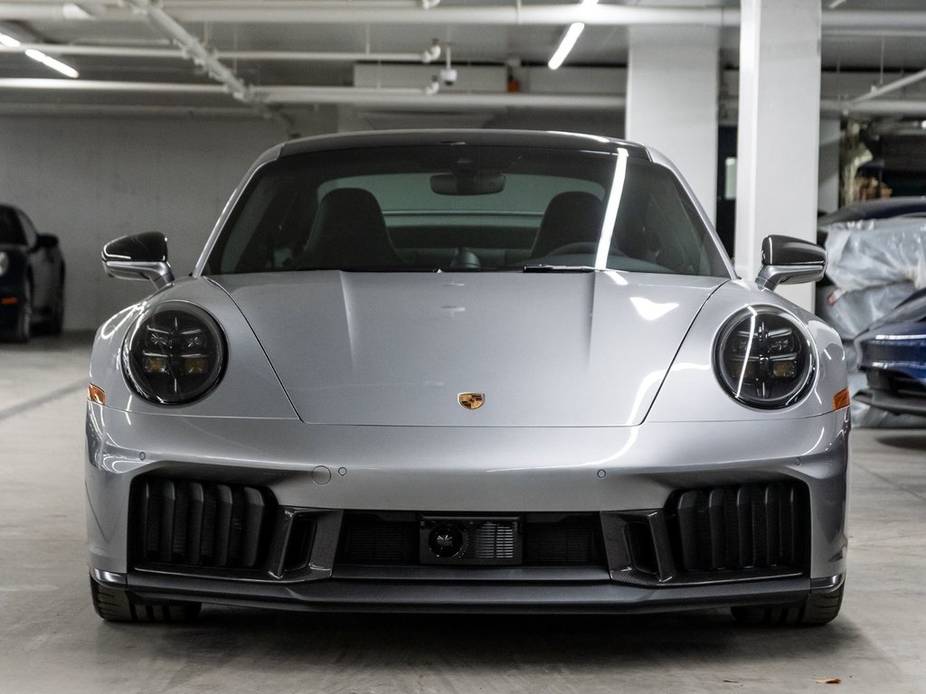 Porsche 911 Carrera GTS 2026 à Laval, Québec - 5 - w1024h768px