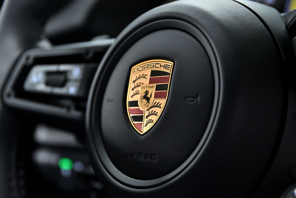 Porsche 911 Carrera GTS 2026 à Laval, Québec - 18 - w1024h768px