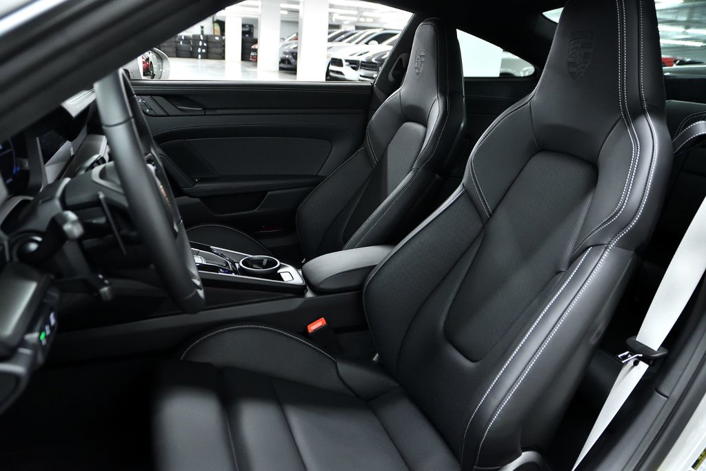 Porsche 911 Carrera GTS 2026 à Laval, Québec - 15 - w1024h768px