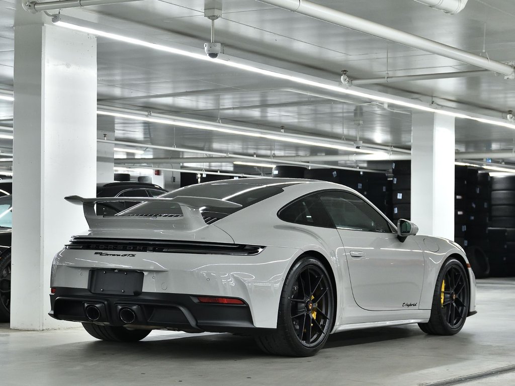 Porsche 911 Carrera GTS 2026 à Laval, Québec - 3 - w1024h768px