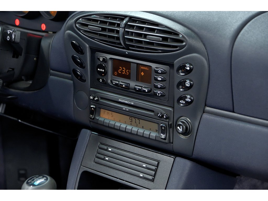 1998 Porsche Boxster 2dr Roadster Manual in Laval, Quebec - 29 - w1024h768px