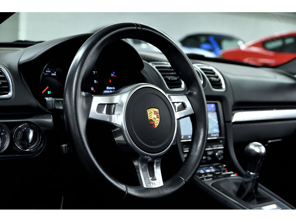 Porsche Boxster GTS / 6 SPD / SPORT EXHAUST / BURMESTER HIGH END 2015 à Laval, Québec - 13 - w1024h768px