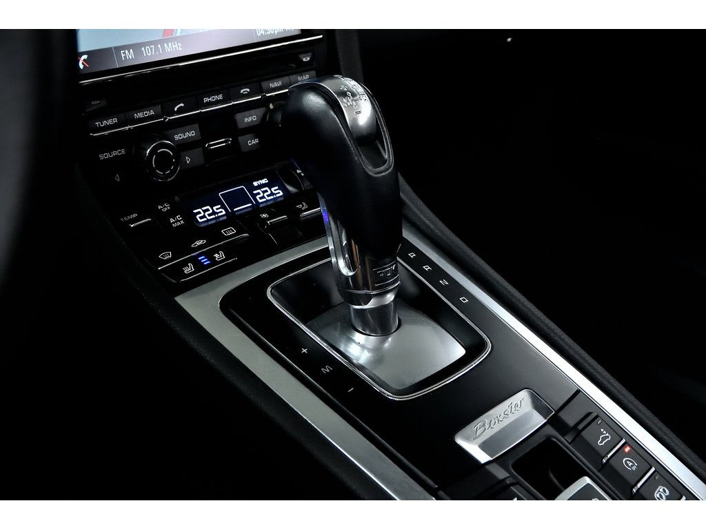 2016 Porsche Boxster Black Edition / Sport Exhaust / BOSE in Laval, Quebec - 23 - w1024h768px