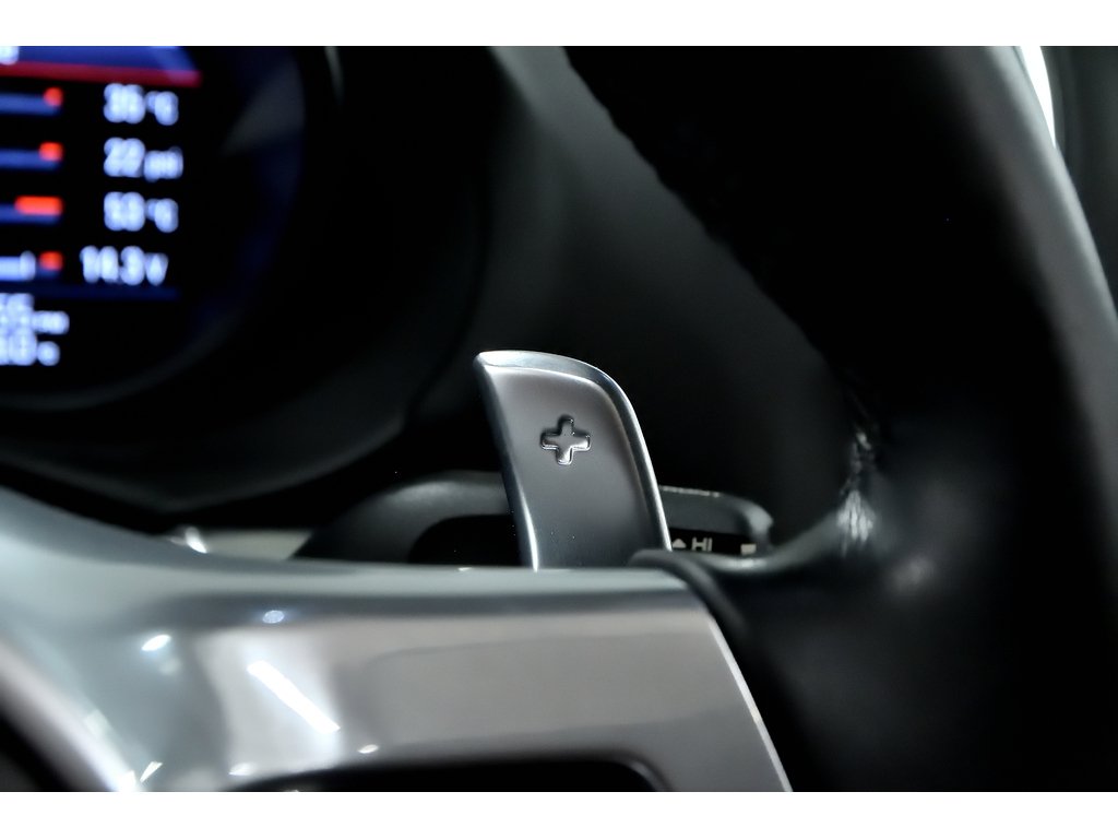 2016 Porsche Boxster Black Edition / Sport Exhaust / BOSE in Laval, Quebec - 19 - w1024h768px