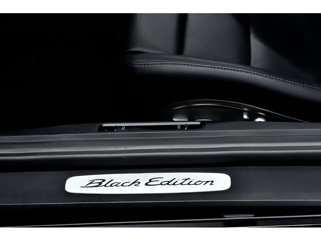 2016 Porsche Boxster Black Edition / Sport Exhaust / BOSE in Laval, Quebec - 15 - w1024h768px