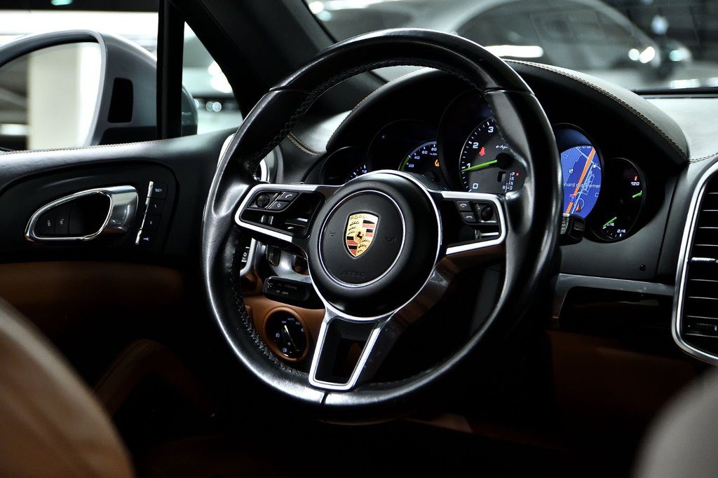 Porsche Cayenne S E-Hybrid Platinum Edition 2018 à Laval, Québec - 40 - w1024h768px