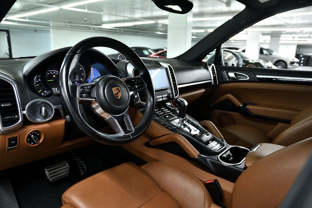 Porsche Cayenne S E-Hybrid Platinum Edition 2018 à Laval, Québec - 11 - w1024h768px