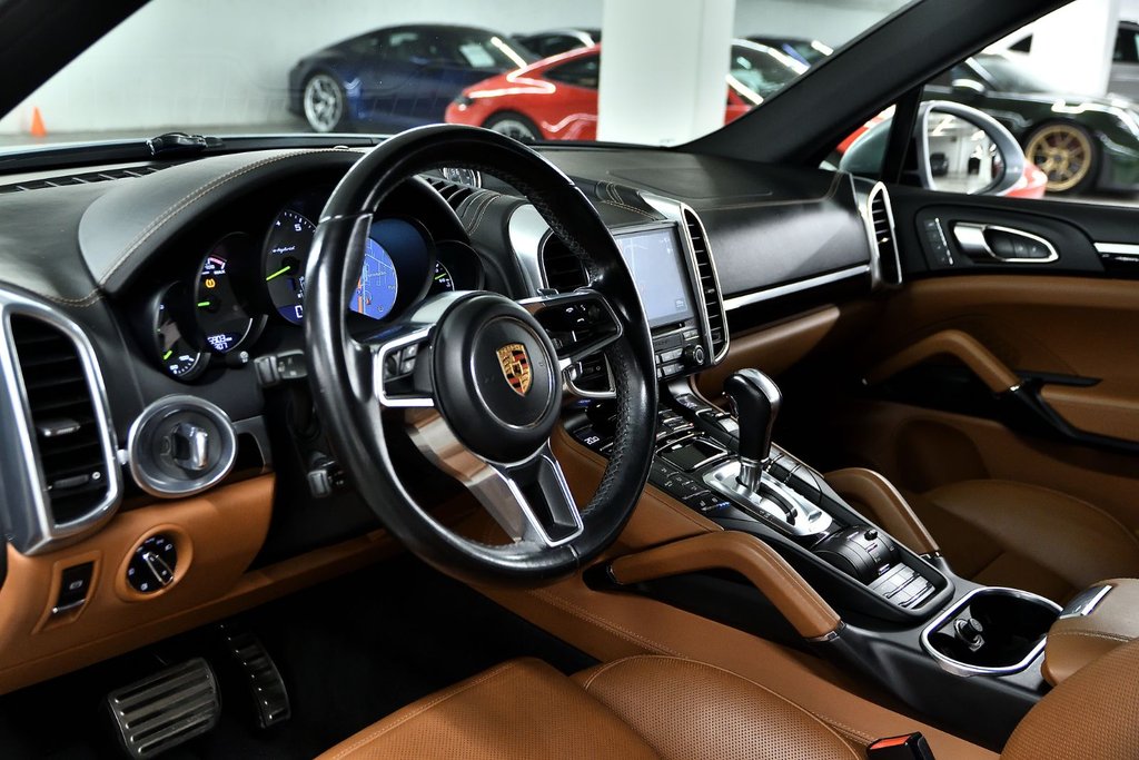 Porsche Cayenne S E-Hybrid Platinum Edition 2018 à Laval, Québec - 12 - w1024h768px