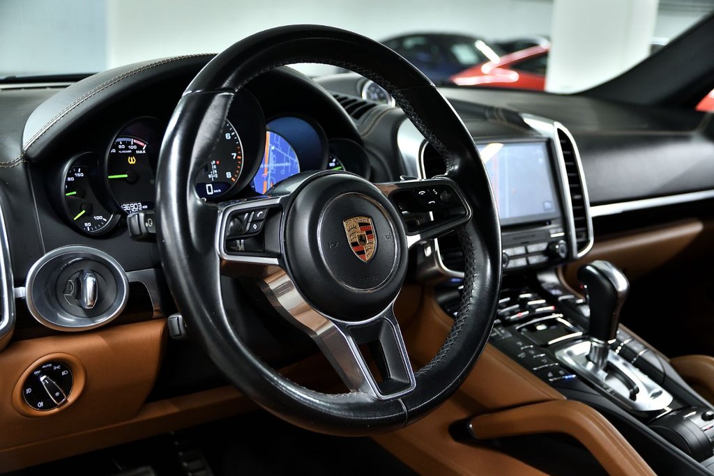 Porsche Cayenne S E-Hybrid Platinum Edition 2018 à Laval, Québec - 13 - w1024h768px