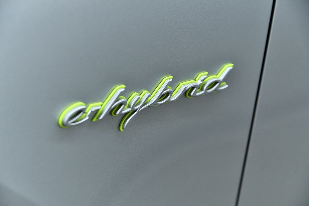 Porsche Cayenne S E-Hybrid Platinum Edition 2018 à Laval, Québec - 10 - w1024h768px