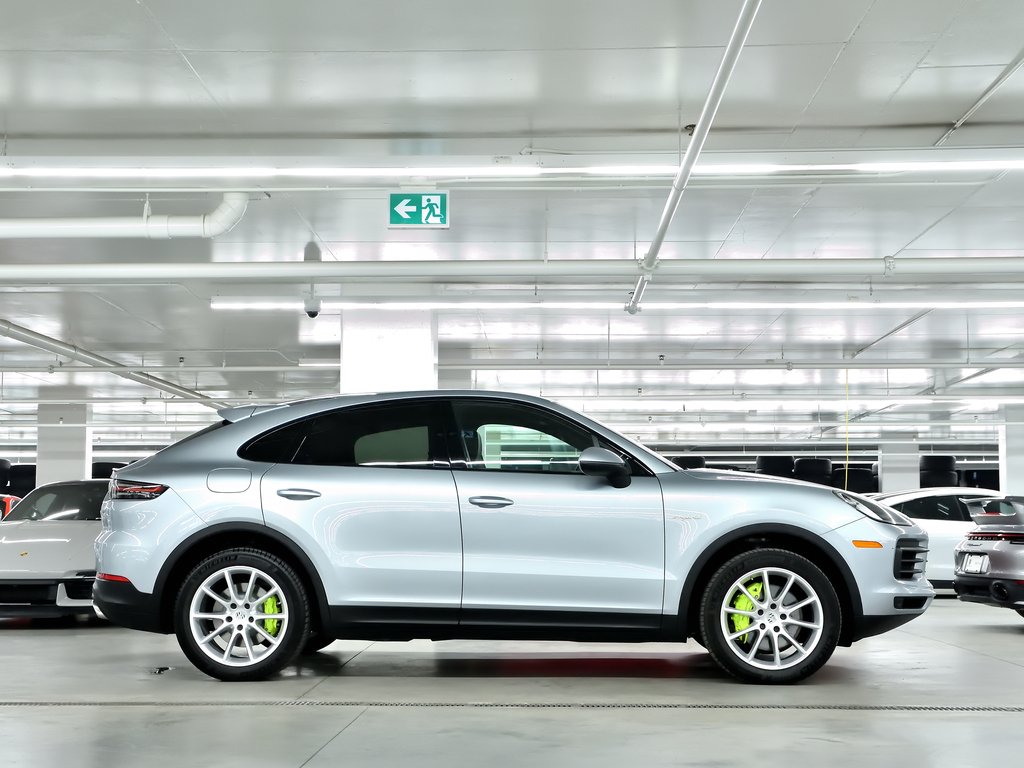 Porsche Cayenne E-Hybrid Coupe AWD / Trailer Hitch / BOSE 2020 à Laval, Québec - 2 - w1024h768px