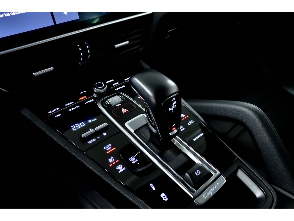 Porsche Cayenne E-Hybrid Coupe AWD / Trailer Hitch / BOSE 2020 à Laval, Québec - 22 - w1024h768px