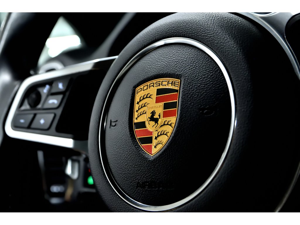 Porsche Cayenne E-Hybrid Coupe AWD / Trailer Hitch / BOSE 2020 à Laval, Québec - 20 - w1024h768px