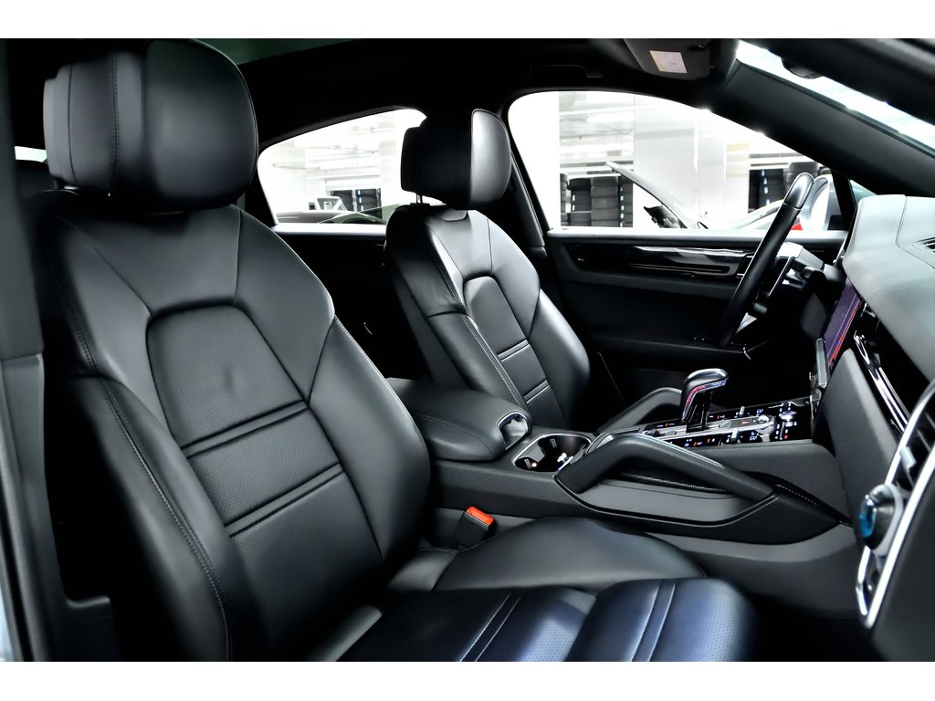 Porsche Cayenne E-Hybrid Coupe AWD / Trailer Hitch / BOSE 2020 à Laval, Québec - 36 - w1024h768px
