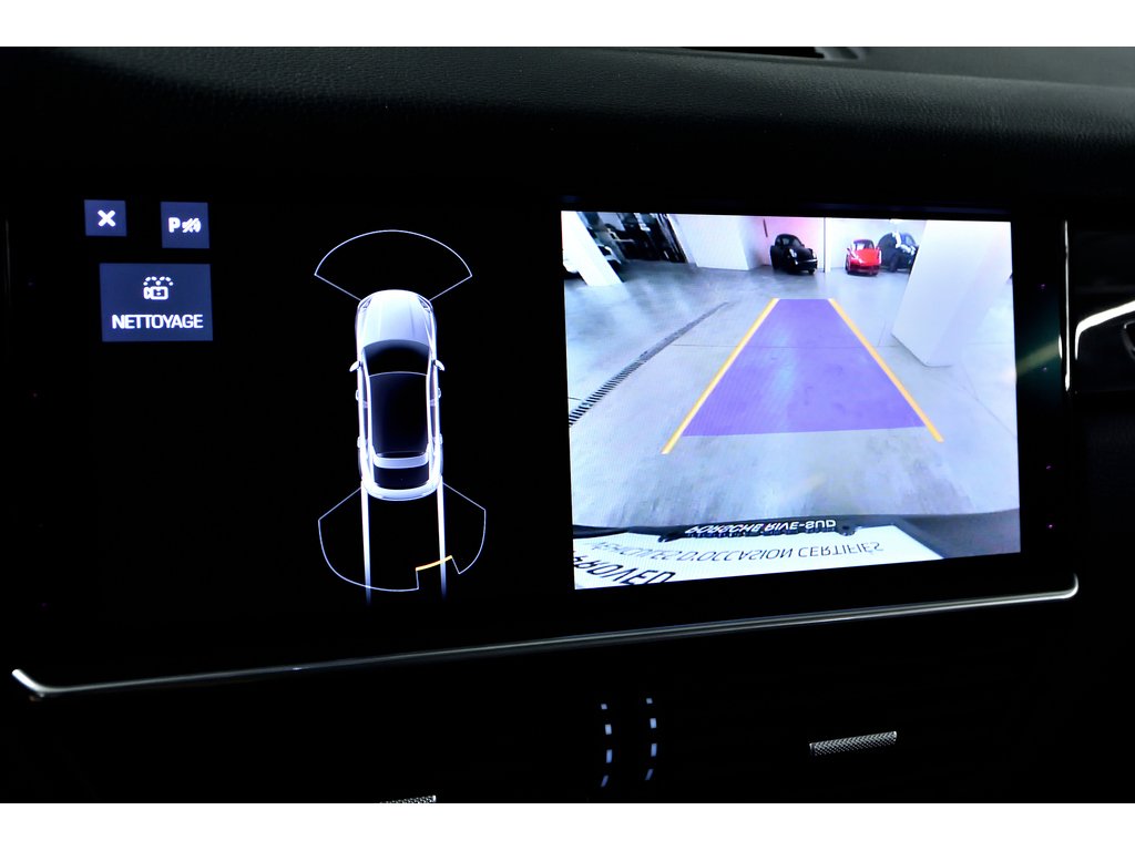 Porsche Cayenne E-Hybrid Coupe AWD / Trailer Hitch / BOSE 2020 à Laval, Québec - 30 - w1024h768px