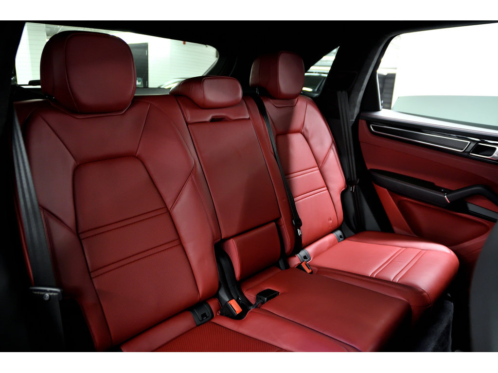 Porsche Cayenne GTS AWD / Premium Plus Package / BOSE / ACC 2021 à Laval, Québec - 20 - w1024h768px
