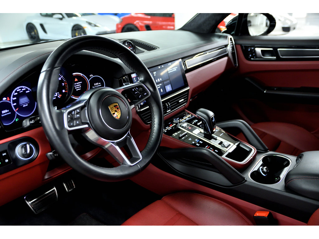 Porsche Cayenne GTS AWD / Premium Plus Package / BOSE / ACC 2021 à Laval, Québec - 11 - w1024h768px