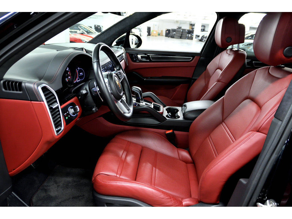 Porsche Cayenne GTS AWD / Premium Plus Package / BOSE / ACC 2021 à Laval, Québec - 12 - w1024h768px