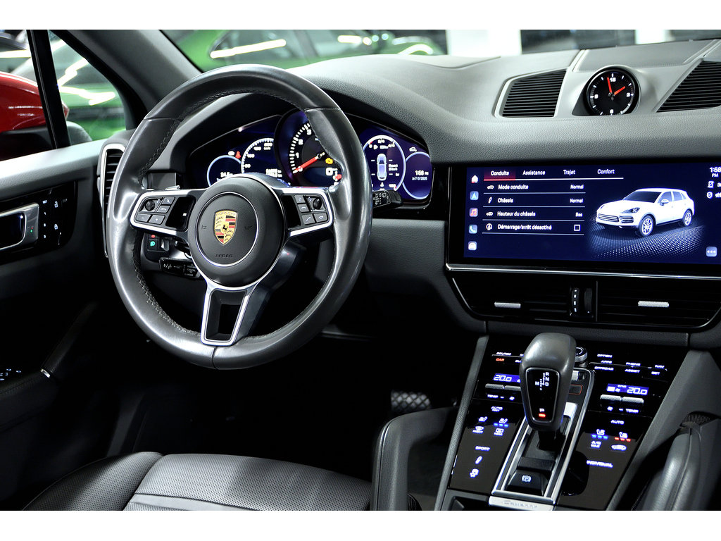 Porsche Cayenne AWD / Premium Package /Air Suspension / Hitch 2022 à Laval, Québec - 36 - w1024h768px