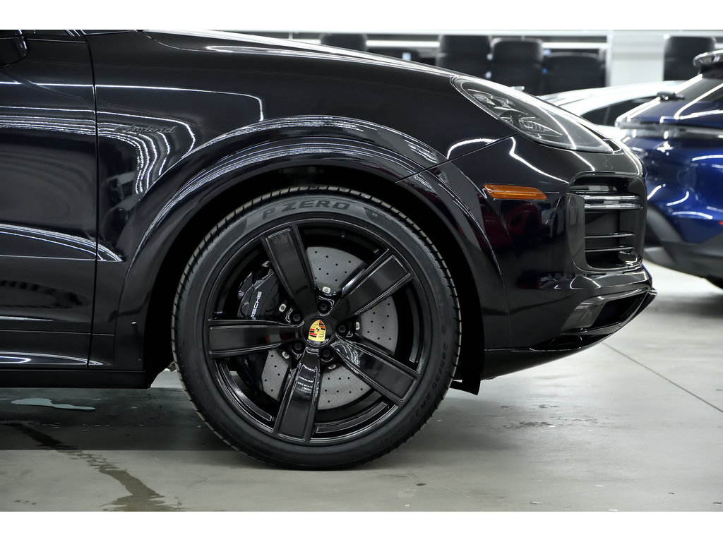 Porsche Cayenne Turbo S E-Hybrid Coupe AWD 2022 à Laval, Québec - 9 - w1024h768px