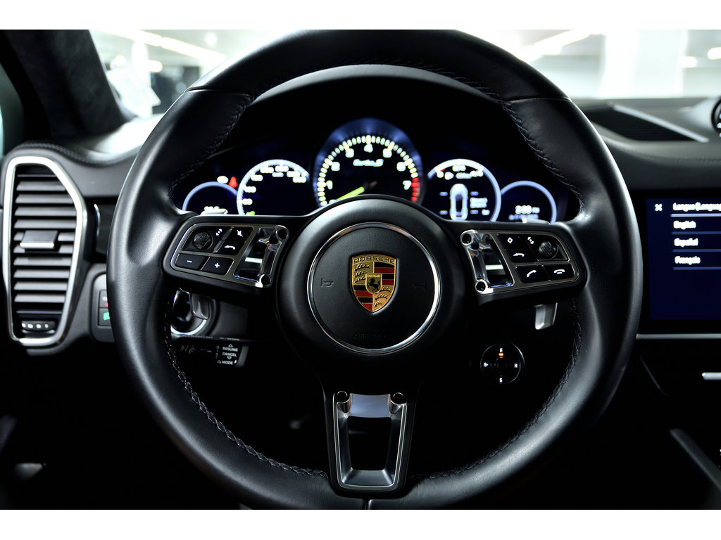 Porsche Cayenne Turbo S E-Hybrid Coupe AWD 2022 à Laval, Québec - 20 - w1024h768px