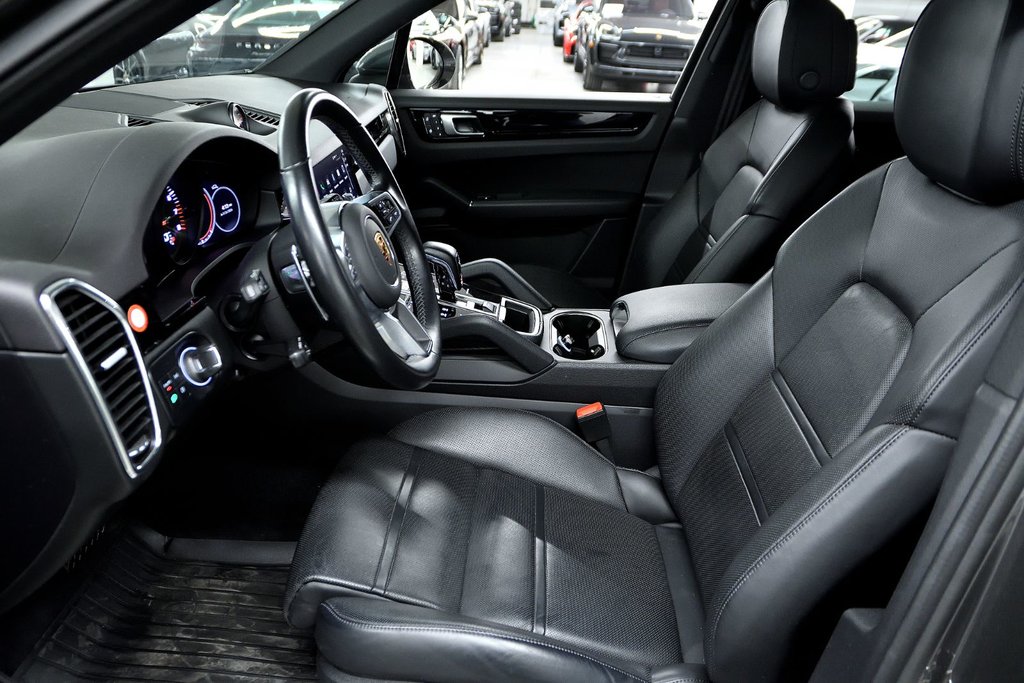 Porsche Cayenne  2022 à Laval, Québec - 13 - w1024h768px