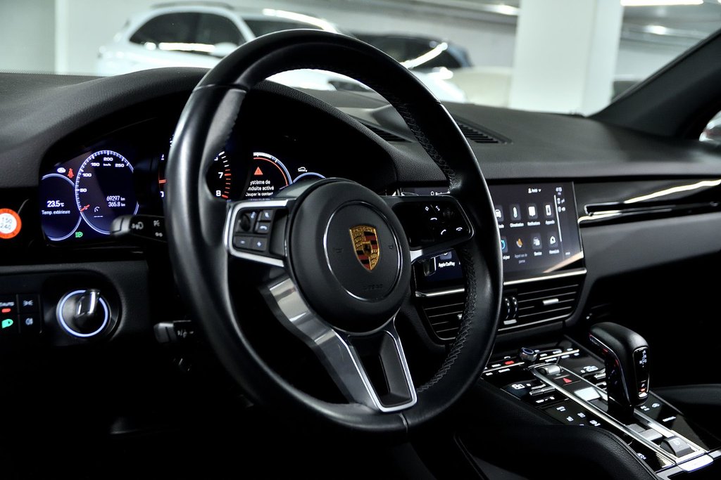 Porsche Cayenne  2022 à Laval, Québec - 10 - w1024h768px