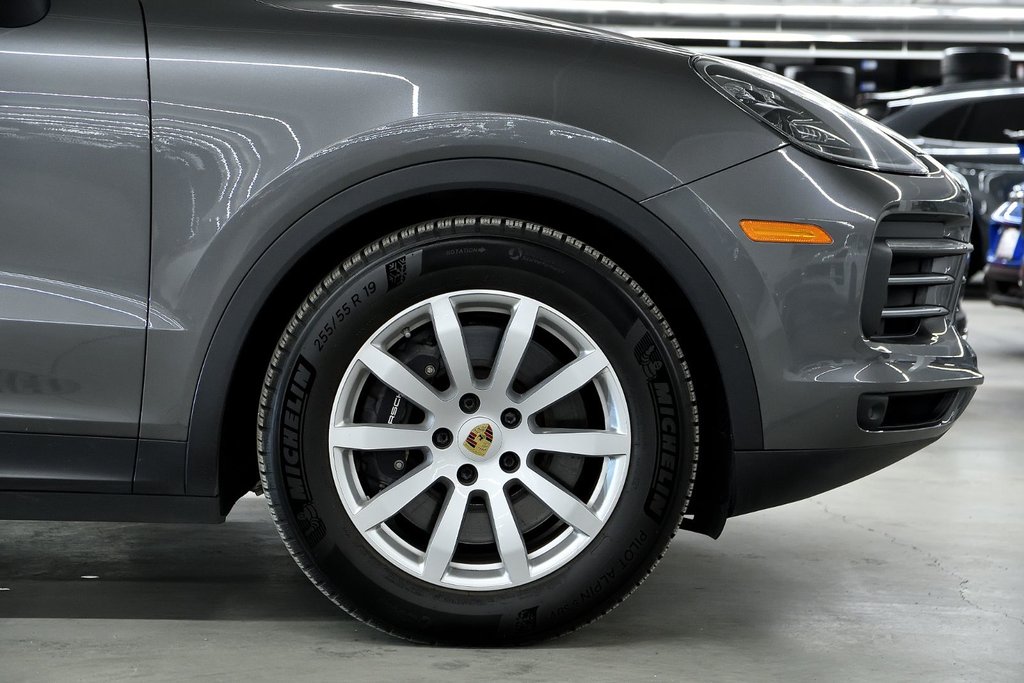 Porsche Cayenne  2022 à Laval, Québec - 9 - w1024h768px