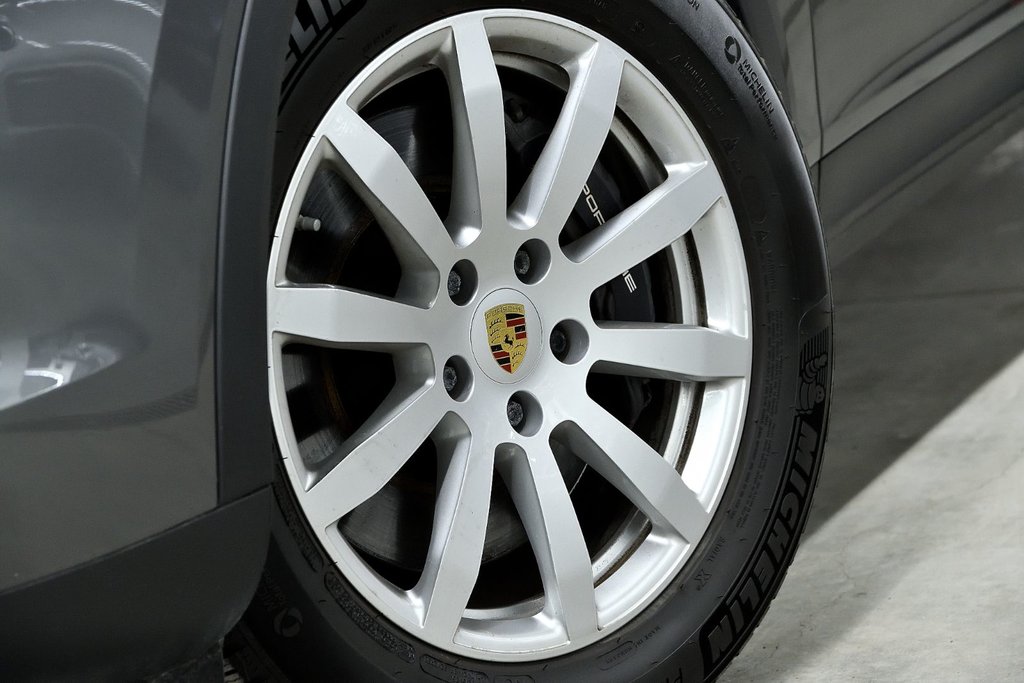 Porsche Cayenne  2022 à Laval, Québec - 6 - w1024h768px