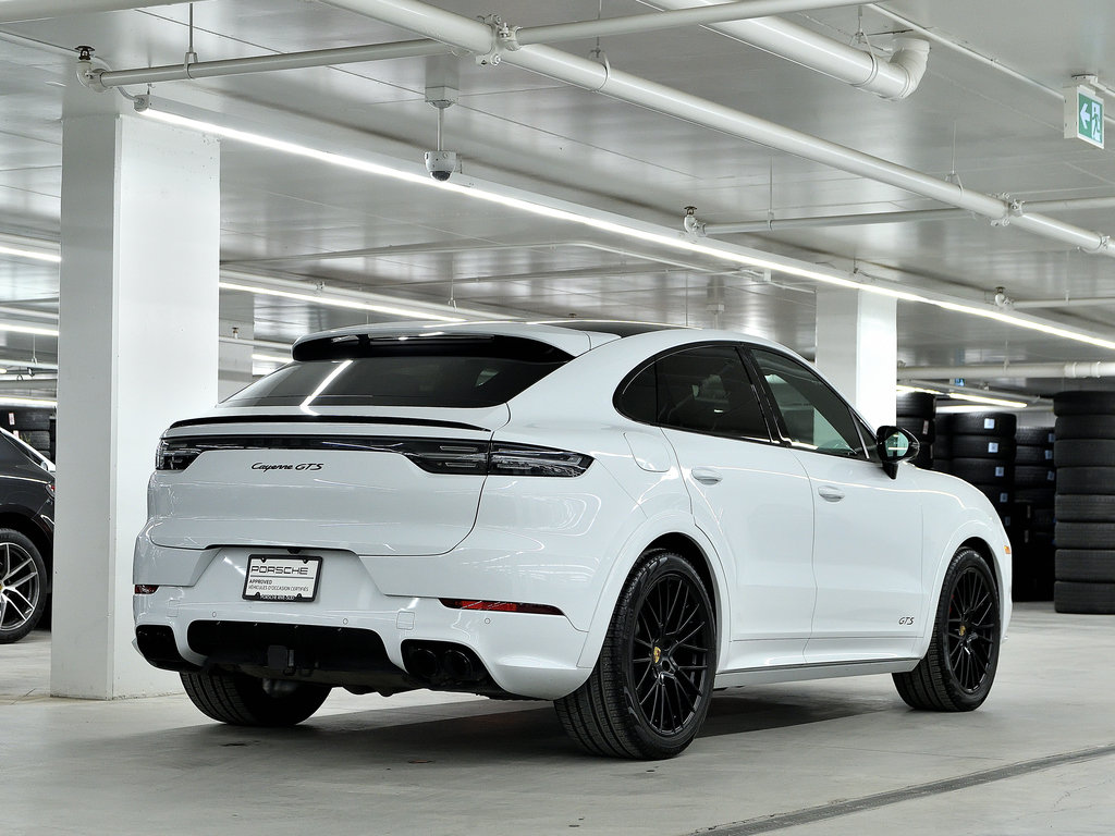 2023 Porsche Cayenne GTS Coupe AWD in Laval, Quebec - 6 - w1024h768px