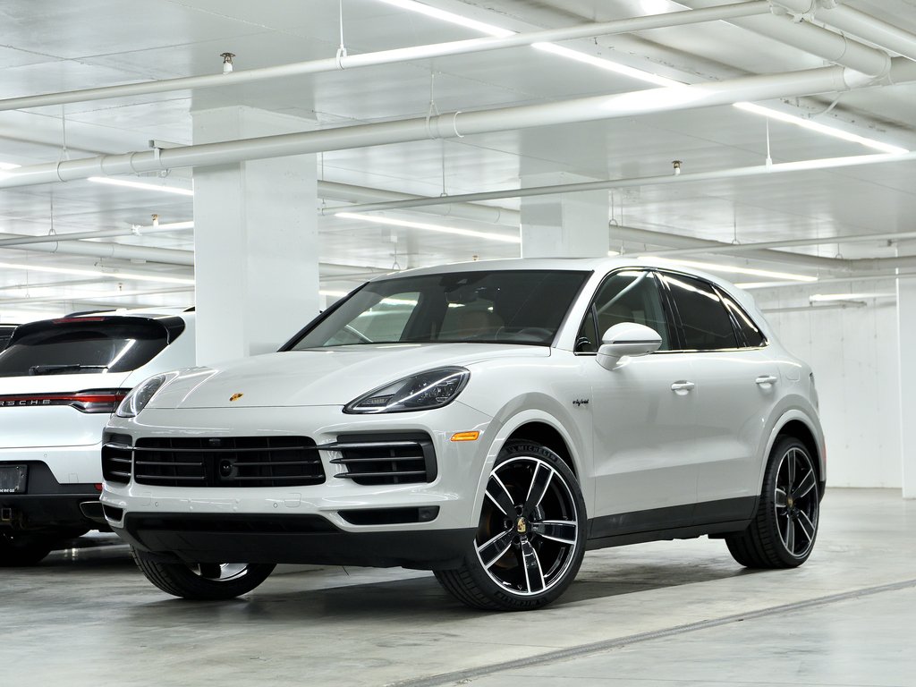 Porsche Cayenne Platinum Edition E-Hybrid AWD / Premium Plus 2023 à Laval, Québec - 1 - w1024h768px
